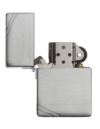 Bricheta Zippo 1935 1935 Replica with Slashes