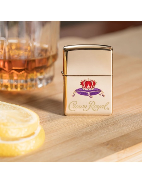 Brichetă Zippo 49657 Crown Royal Canadian Whiskey