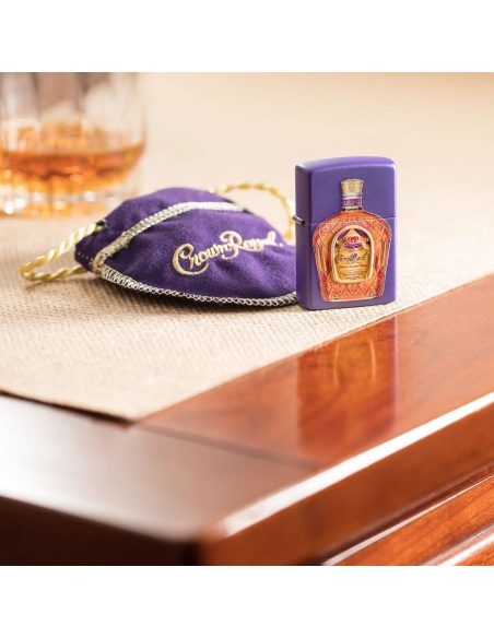 Set cadou brichetă Zippo + săculeț Crown Royal Canadian Whiskey 49661
