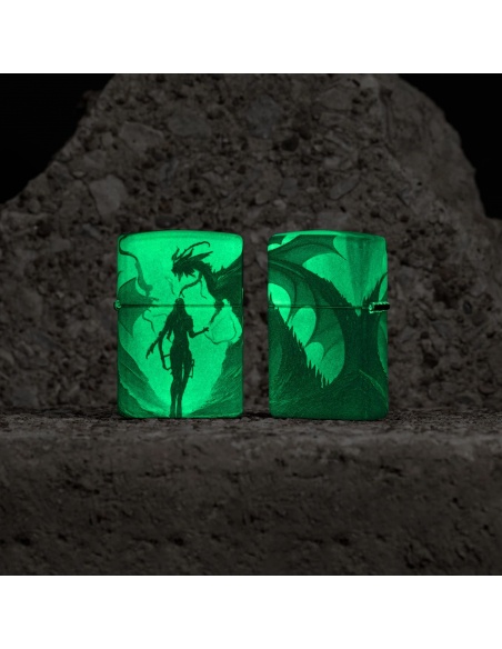 Brichetă Zippo 46130 Maleficent Dragon - Glow-in-the-Dark