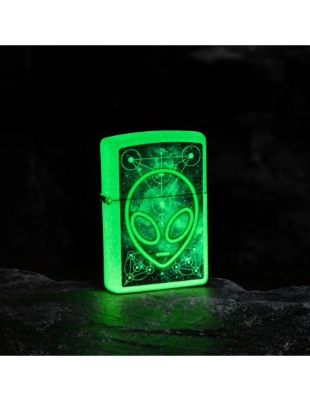 Brichetă Zippo 46288 Alien Glow in the Dark